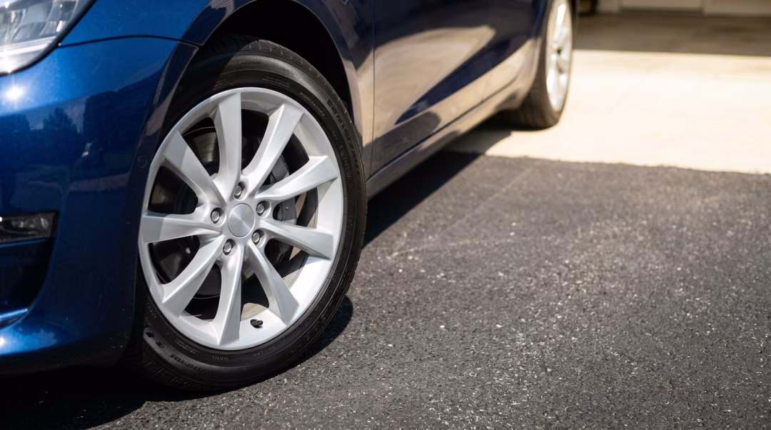 how-does-north-carolina-summer-heat-affect-a-used-vehicles-battery-and-tires