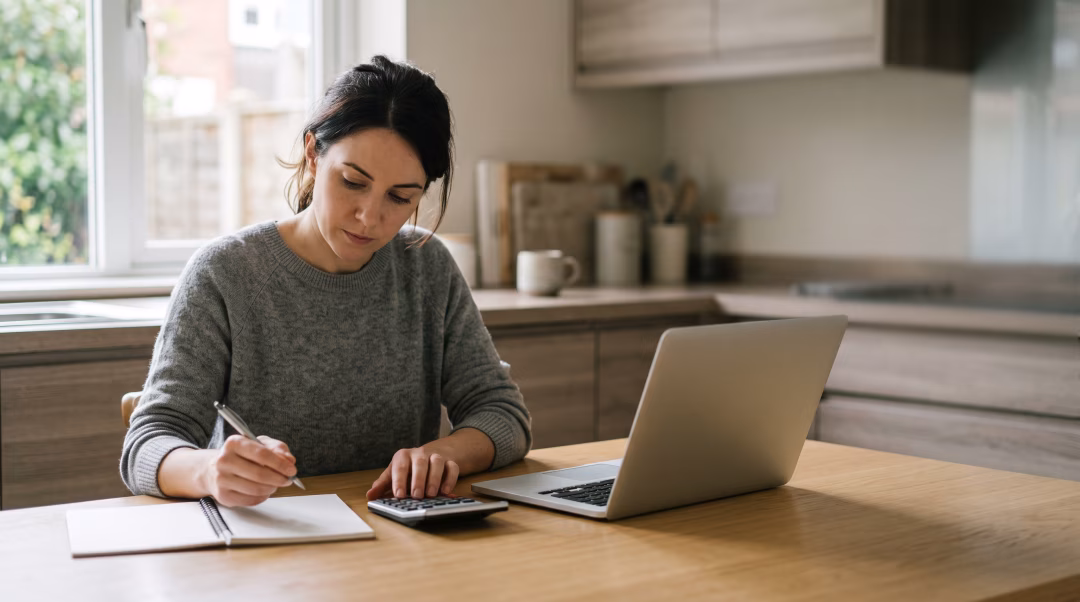 how-should-a-buyer-with-a-fixed-income-approach-a-vehicle-purchase